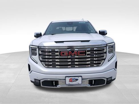 Certified 2023 GMC Sierra 1500 Denali w/ Technology Package AWD/4WD image 8