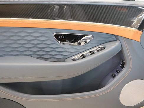 New 2026 Bentley Continental GTC AWD/4WD image 12