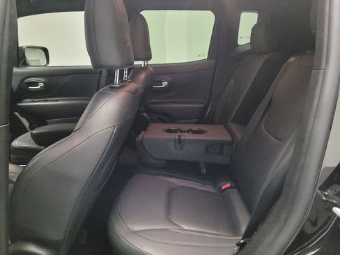Used 2020 Jeep Renegade Altitude AWD/4WD image 18