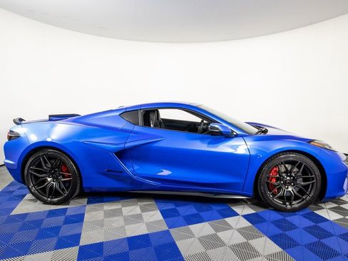 Used 2024 Chevrolet Corvette Z06 w/ Stealth Interior Trim Package image 3