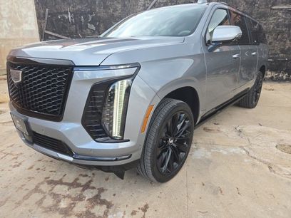 New 2026 Cadillac Escalade ESV Platinum Sport w/ LPO, ONYX Package