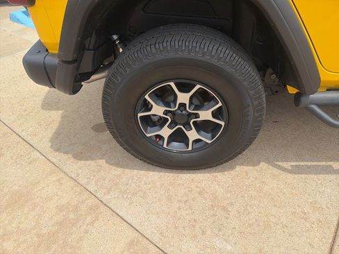 Used 2019 Jeep Wrangler Unlimited Rubicon AWD/4WD image 21
