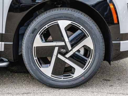 New 2026 Hyundai Ioniq 9 Limited AWD/4WD image 11