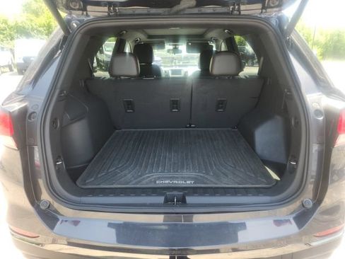 Used 2023 Chevrolet Equinox RS AWD/4WD image 9