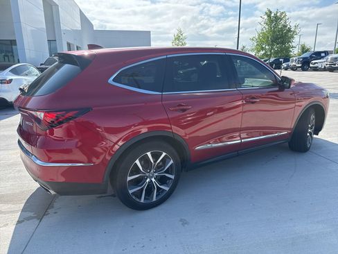 Used 2023 Acura MDX SH-AWD w/ Technology Package image 2
