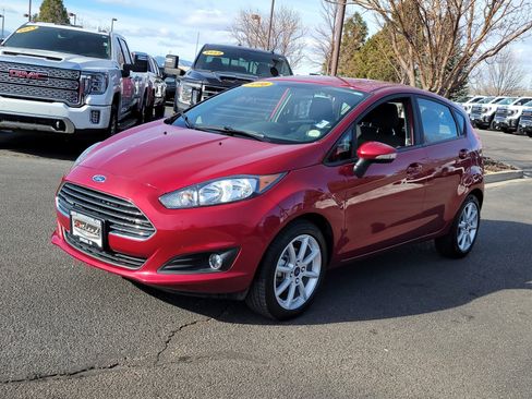 Used 2016 Ford Fiesta SE w/ Equipment Group 201A image 4