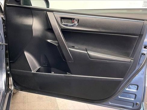 Used 2015 Toyota Corolla S image 26