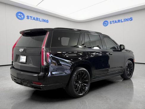 Used 2023 Cadillac Escalade Sport w/ LPO, ONYX Package AWD/4WD image 10