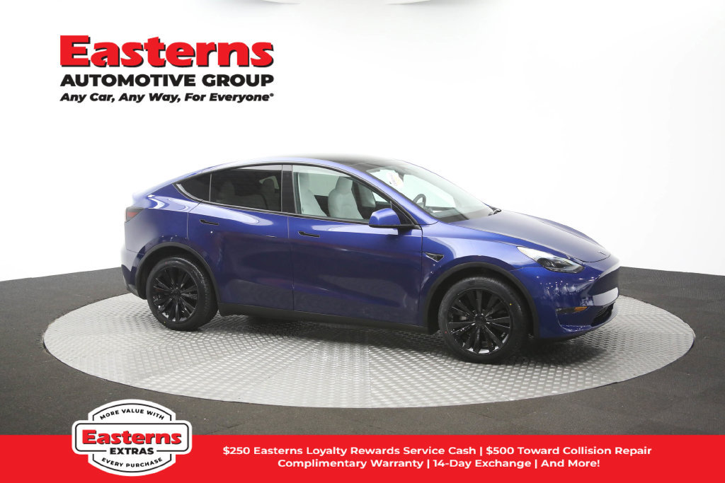 Used 2023 Tesla Model Y Long Range AWD/4WD image 43
