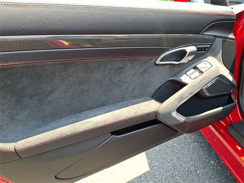 Used 2016 Porsche Boxster GTS image 16