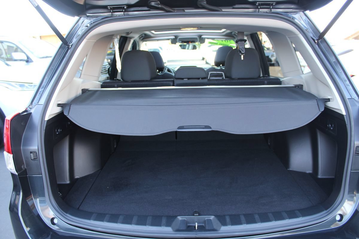 Used 2019 Subaru Forester Premium w/ All-Weather Package AWD/4WD image 34