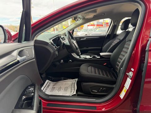 Used 2015 Ford Fusion SE w/ Equipment Group 201A image 13