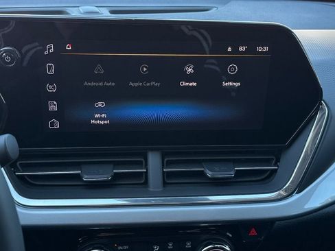 New 2026 Chevrolet Trax LT w/ Sunroof Package image 18