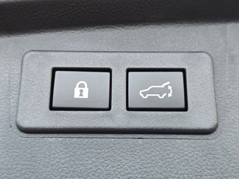 New 2025 Subaru Outback Premium image 15