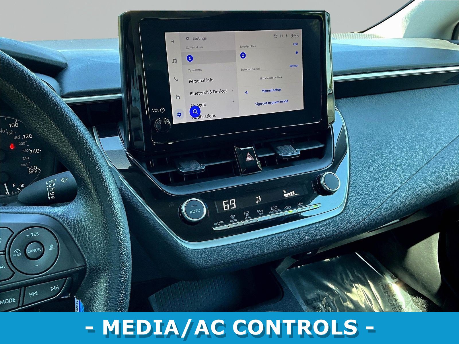 Used 2024 Toyota Corolla LE FWD image 9