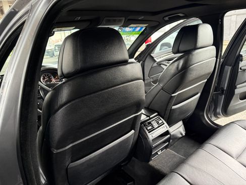 Used 2013 BMW 535i xDrive Sedan AWD/4WD image 14