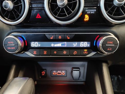 Used 2025 Nissan Sentra SV w/ All-Weather Package FWD image 20