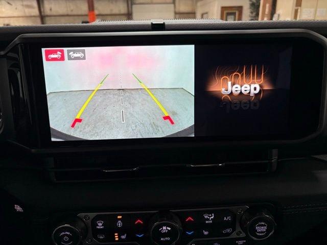 New 2026 Jeep Wrangler Unlimited Sahara AWD/4WD image 18