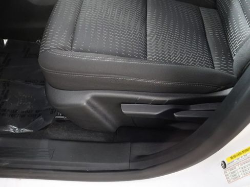 Used 2025 Chevrolet Equinox LT AWD/4WD image 30