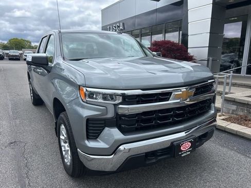 Used 2025 Chevrolet Silverado 1500 LT AWD/4WD image 1
