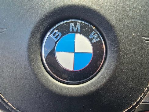 Used 2022 BMW X6 xDrive40i AWD/4WD image 22