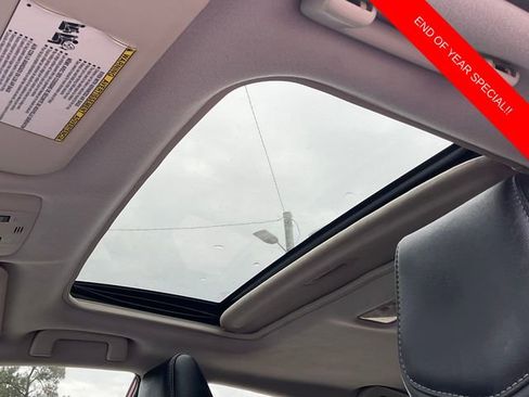 Used 2016 Toyota Corolla S Premium image 12