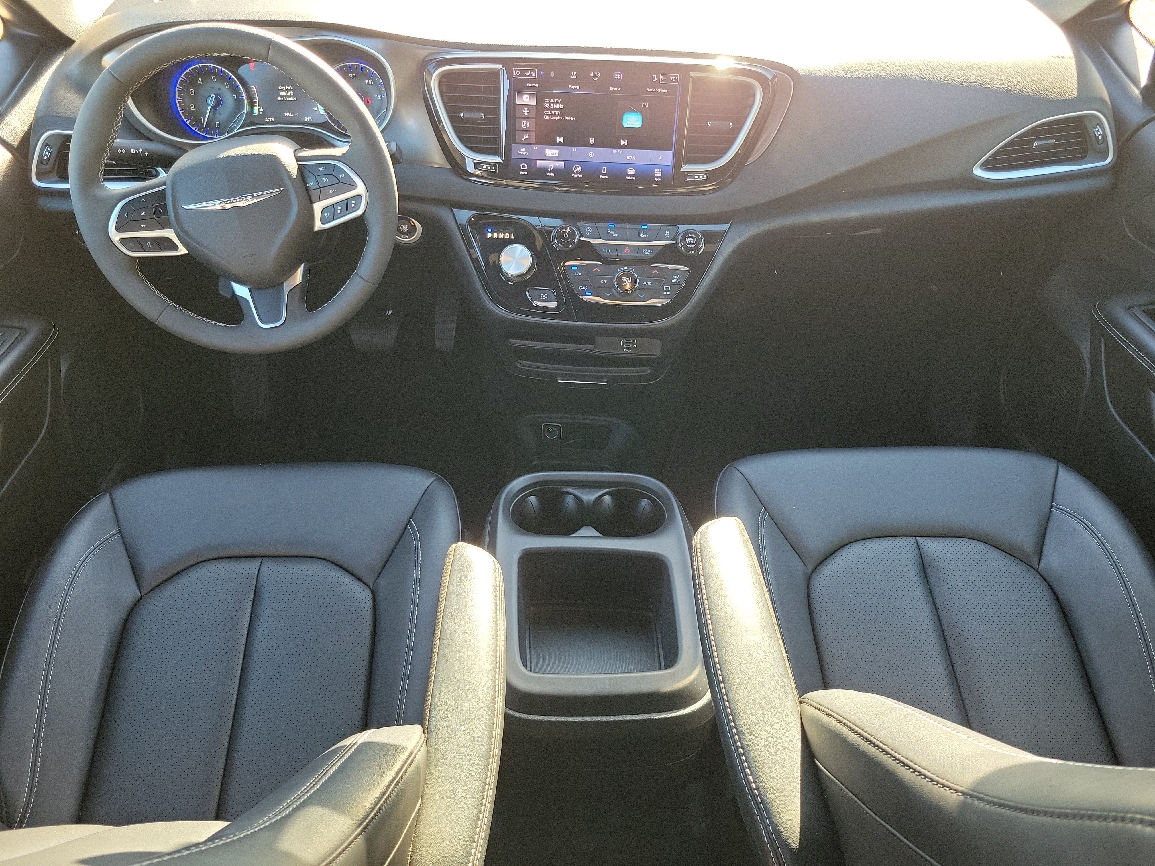 Used 2026 Chrysler Pacifica Select FWD image 10