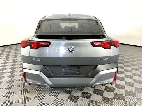 New 2025 BMW X2 xDrive28i w/ Convenience Package image 5