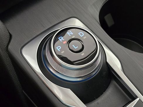 Used 2024 Ford Escape SE w/ PHEV Premium Package image 38