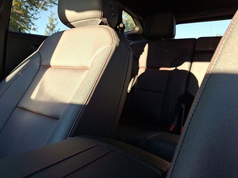 Used 2023 Chevrolet Blazer RS w/ Enhanced Convenience Package image 18