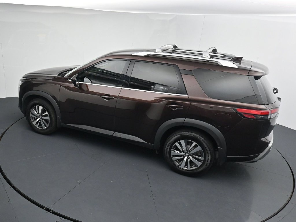 Used 2022 Nissan Pathfinder SL AWD/4WD image 27