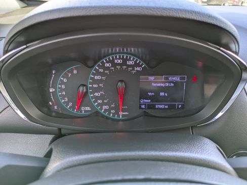 Used 2019 Chevrolet Trax LT w/ LT Convenience Package image 23