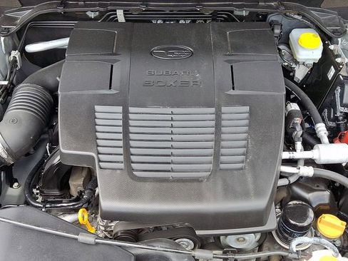 Used 2023 Subaru Forester Touring AWD/4WD image 30