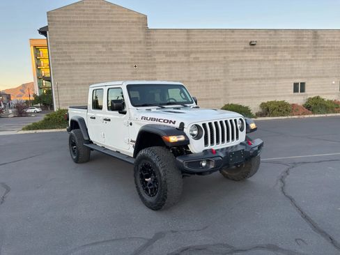 Used 2021 Jeep Gladiator Rubicon w/ Trailer Tow Package image 3
