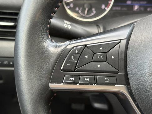 Used 2024 Nissan Sentra SR w/ SR Premium Package FWD image 20