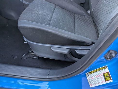 Used 2023 Nissan Kicks SV image 17