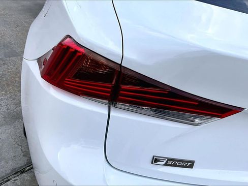 Used 2018 Lexus IS 300 F Sport w/ F Sport Package image 28