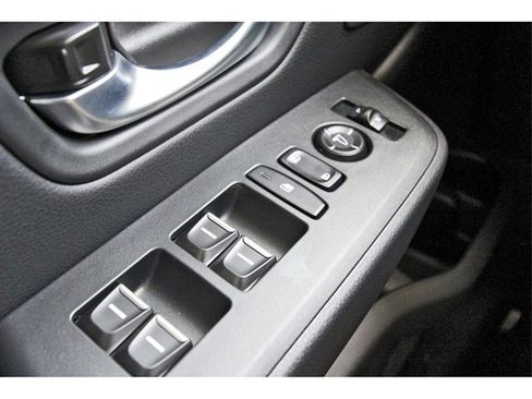 New 2025 Honda Pilot Touring image 16