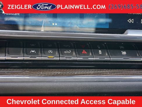 Used 2024 Chevrolet Silverado 1500 LT AWD/4WD image 19