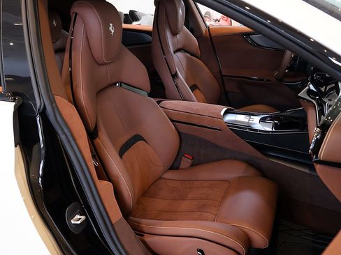 Certified 2025 Ferrari Purosangue AWD/4WD image 13