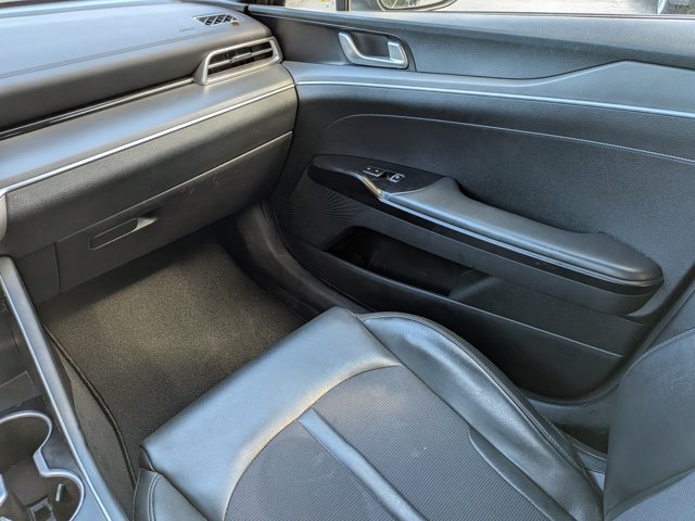 Used 2022 Kia K5 GT-Line FWD image 15