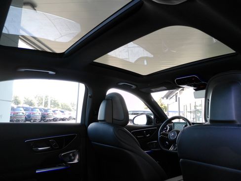 Certified 2024 Mercedes-Benz C 300 4MATIC Sedan image 22