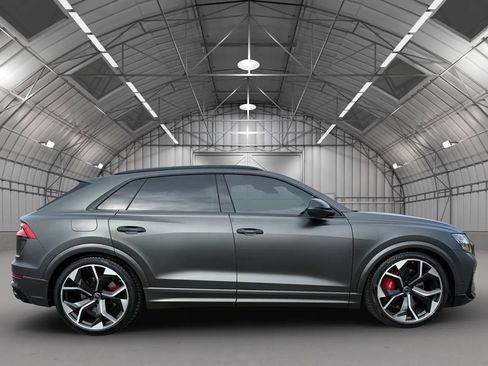 Used 2024 Audi RS Q8 w/ Black Optic Package AWD/4WD image 4