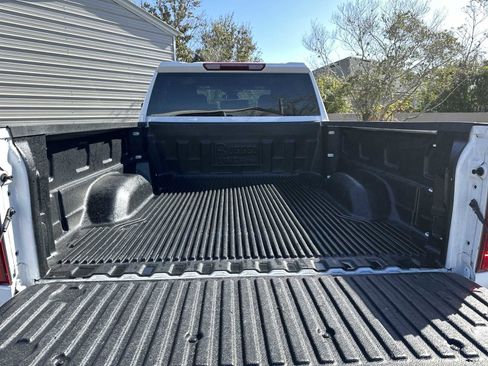 Used 2025 Chevrolet Silverado 2500 LT w/ Convenience Package image 25