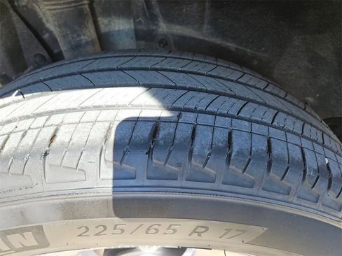 Used 2025 Toyota RAV4 XLE image 26