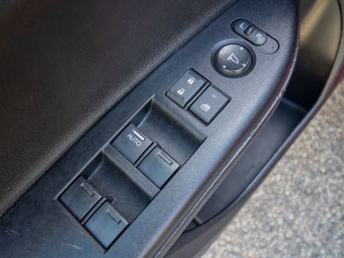 Used 2016 Honda Accord Sport image 11