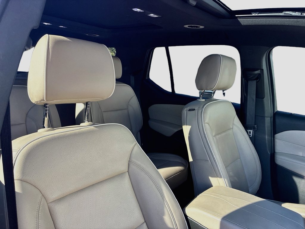 Used 2023 Chevrolet Traverse Premier w/ LPO, Floor Liner Package FWD image 30