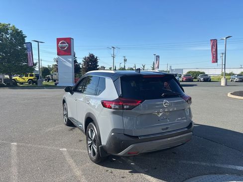 Used 2021 Nissan Rogue SL AWD/4WD image 5