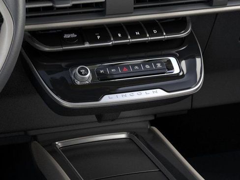 New 2025 Lincoln Corsair Reserve w/ Jet Appearance Package AWD/4WD image 15