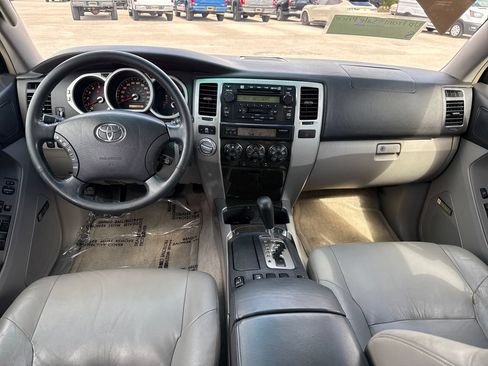 Used 2004 Toyota 4Runner Limited AWD/4WD image 6
